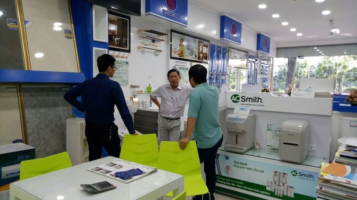 4-ngay-khuyen-mai-showroom-hai-linh-don-tiep-hon-500-khach-hang-1 4-ngay-khuyen-mai-showroom-hai-linh-don-tiep-hon-500-khach-hang-1.jpg