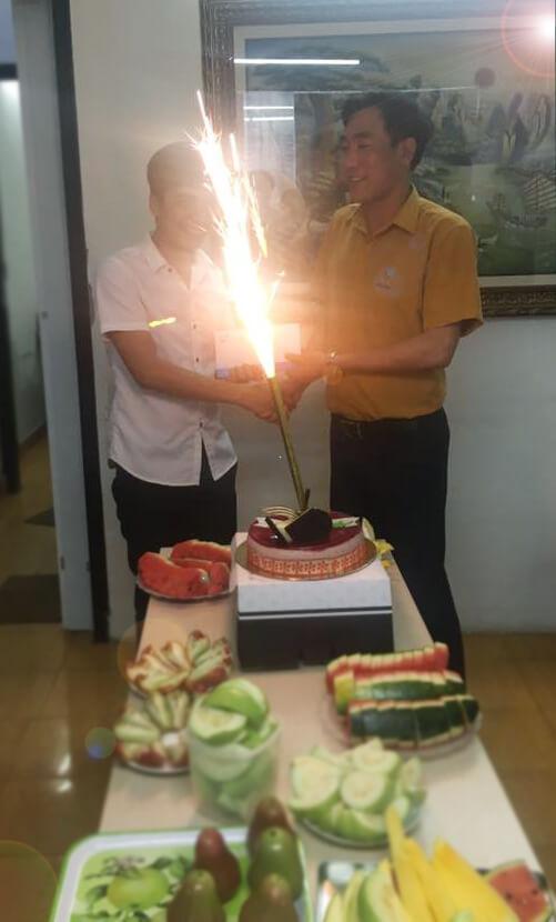 chuc-mung-sinh-nhat-6-thanh-vien-hai-linh-thang-3-2 chuc-mung-sinh-nhat-6-thanh-vien-hai-linh-thang-3-2.jpg