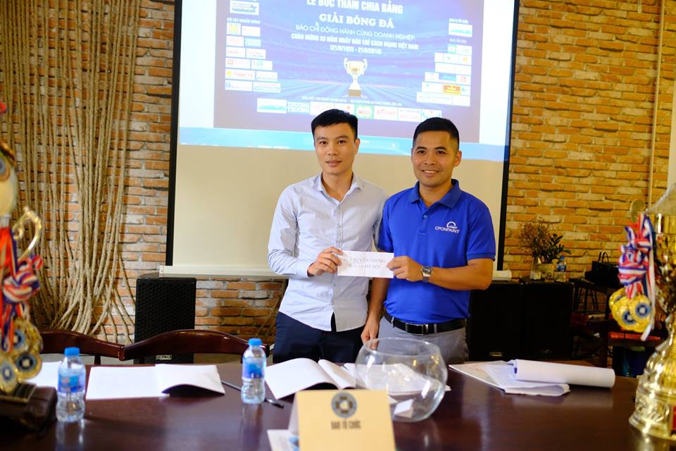 giai-bong-da-bao-chi-dong-hanh-cung-doanh-nghiep-12 giai-bong-da-bao-chi-dong-hanh-cung-doanh-nghiep-12.jpg