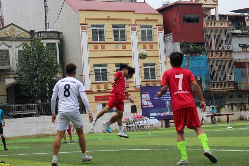 hai-linh-du-chung-ket-giai-bong-da-bao-chi-dong-hanh-cung-doanh-nghiep-2 hai-linh-du-chung-ket-giai-bong-da-bao-chi-dong-hanh-cung-doanh-nghiep-2.jpg