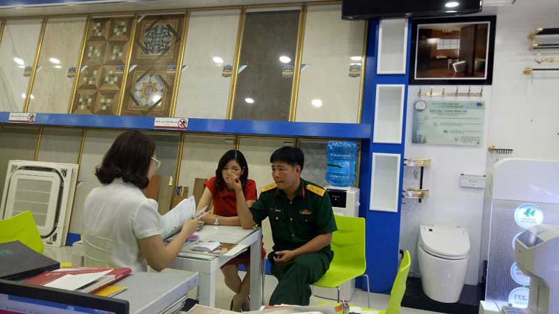 he-thong-showroom-hai-linh-bat-dau-hut-khach-dip-cuoi-nam-9 he-thong-showroom-hai-linh-bat-dau-hut-khach-dip-cuoi-nam-9.jpg