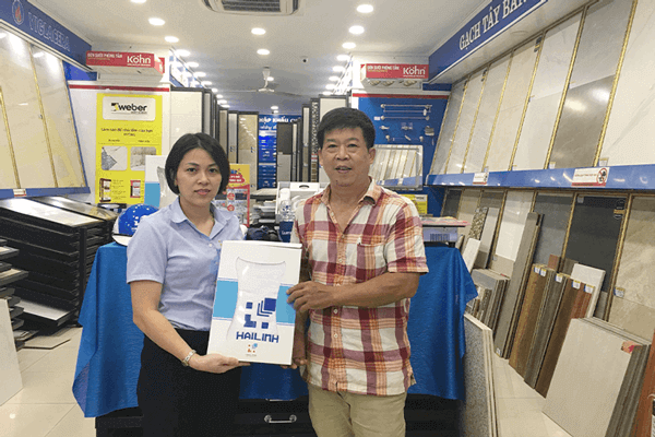 khuyen-mai-showroom-hai-linh-8-2 khuyen-mai-showroom-hai-linh-8-2-.png