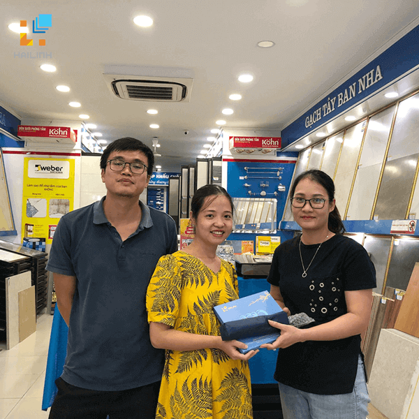 khuyen-mai-showroom-hailinh-14 khuyen-mai-showroom-hailinh-14.png