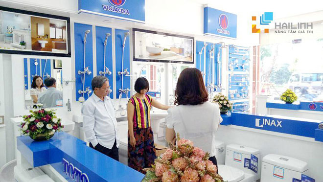 Showroom-Hai-Linh-ngay-cang-hut-khach-nho-su-dot-pha-ve-chat-luong-dich-vu-1.jpg