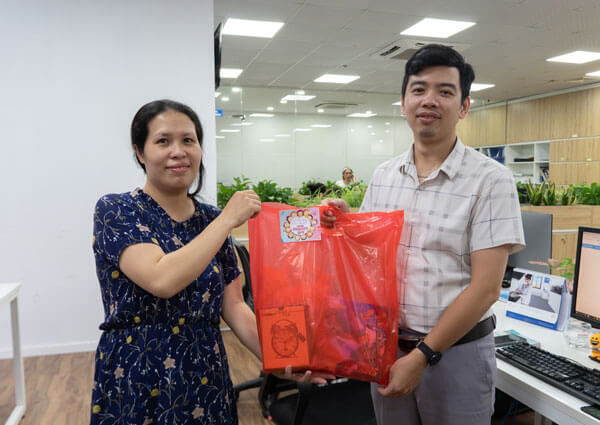 Công đoàn Hải Linh tặng quà 1/6 con em cán bộ nhân viên