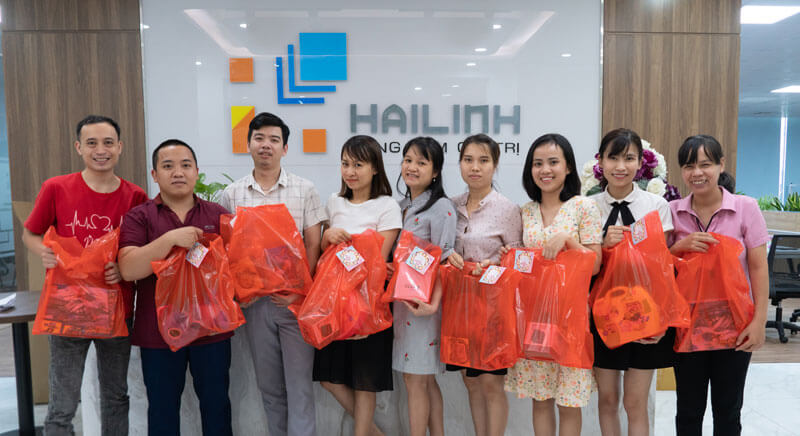 Công đoàn Hải Linh tặng quà 1/6 con em cán bộ nhân viên